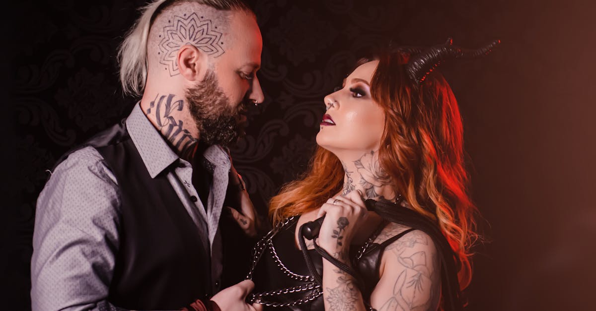 découvrez notre sélection d’accessoires bdsm : menottes, colliers, fouets et plus encore pour explorer vos fantasmes en toute sécurité. parfaits pour tous les niveaux, du novice à l’expert.