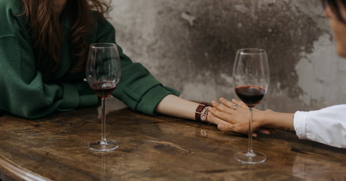 découvrez le connected cock ring, un anneau vibrant innovant contrôlable à distance via une application pour des sensations personnalisées et une expérience intime renforcée.