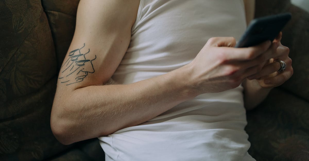 découvrez le plaisir et le contrôle ultime avec un cock ring connecté : stimulez, explorez et personnalisez vos sensations grâce à une technologie innovante adaptée à tous les couples.