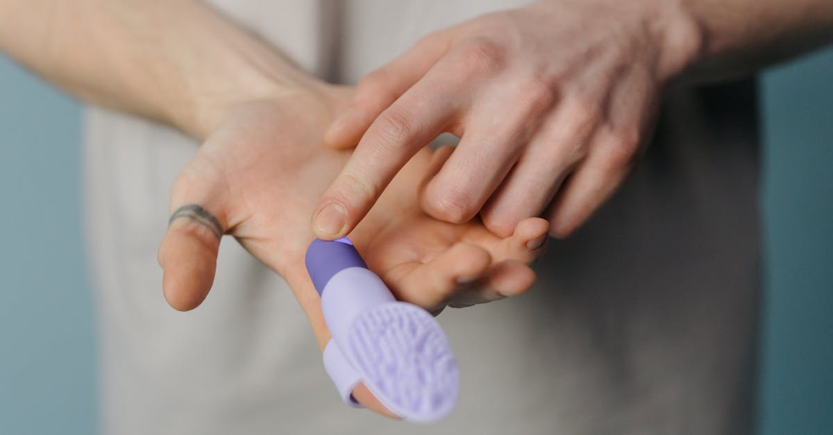 découvrez notre sélection d’accessoires érotiques pour pimenter vos moments intimes. large choix d’articles sensuels, discrets et de qualité, pour explorer vos envies en toute confiance.