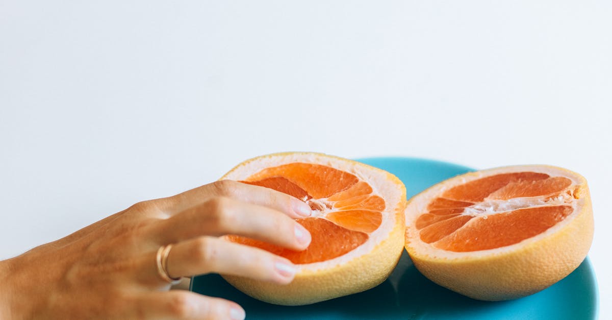 découvrez tout ce qu'il faut savoir sur l'orgasme : définition, conseils pour l'atteindre, bienfaits pour la santé et réponses à vos questions les plus fréquentes.